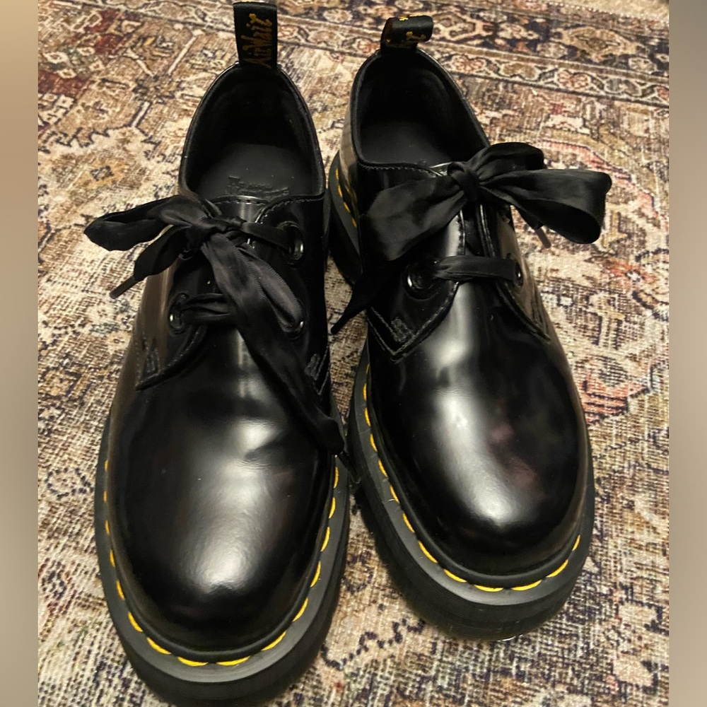 Dr.Martens Holly Women’s Sz 8